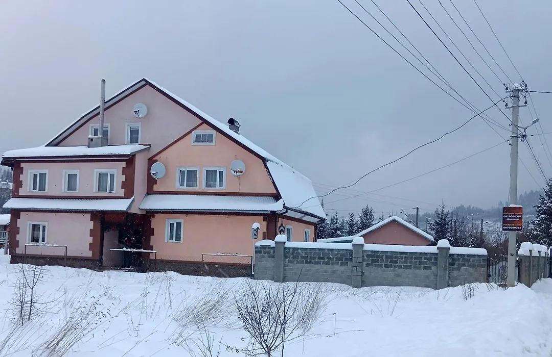 Різьб'ярська садиба-1
