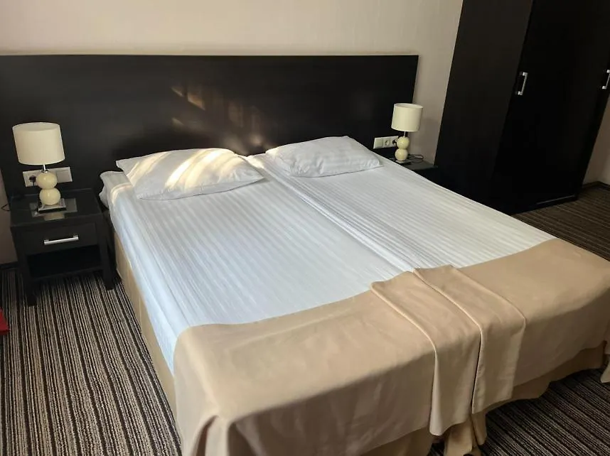 Optima Cherkasy Hotel-1