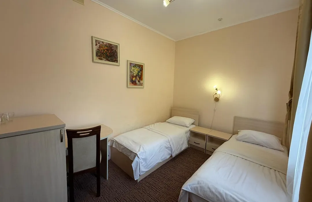 Erney Laz Hotel-1