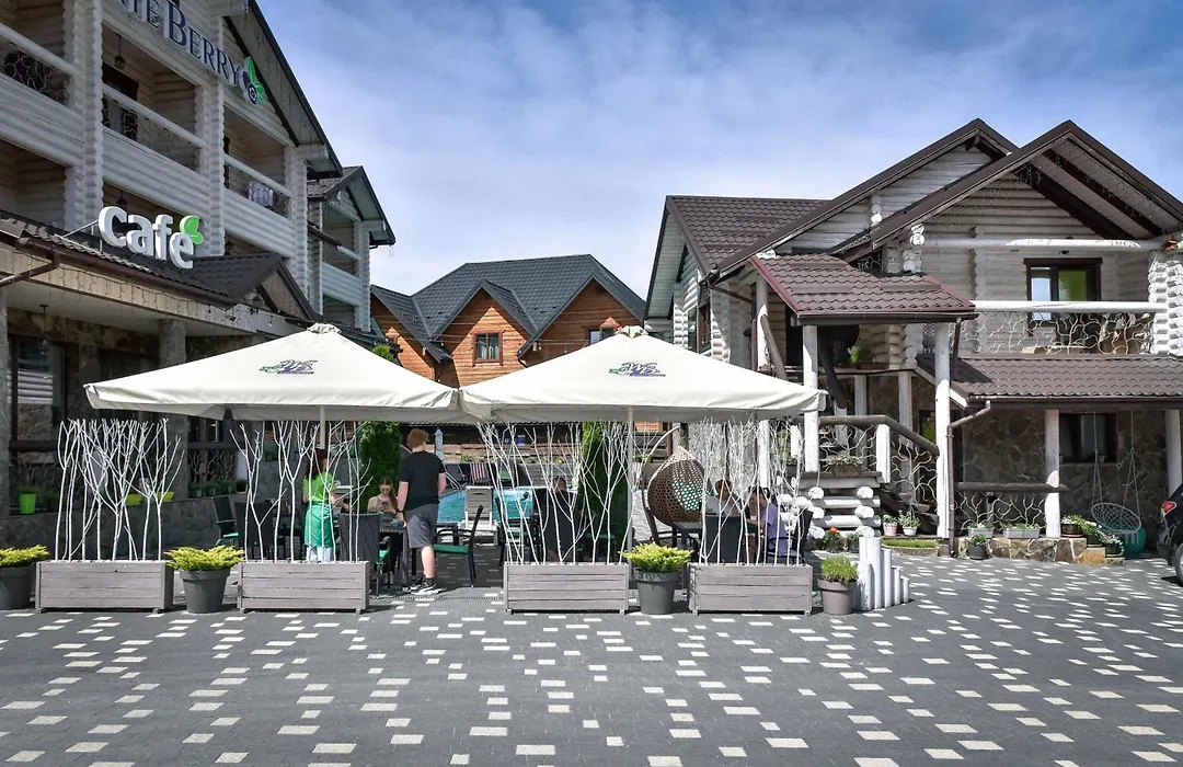 Whiteberry Hotel-1