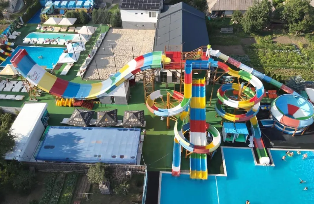 Hotel Lux Aquapark-1
