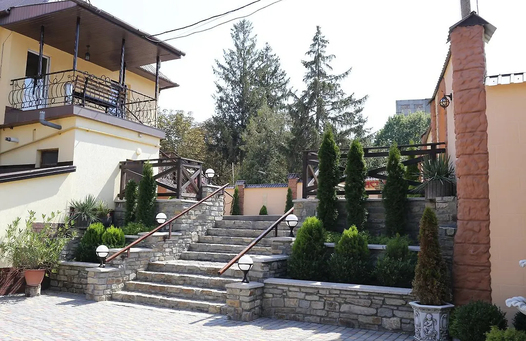 Astarta Inn-1