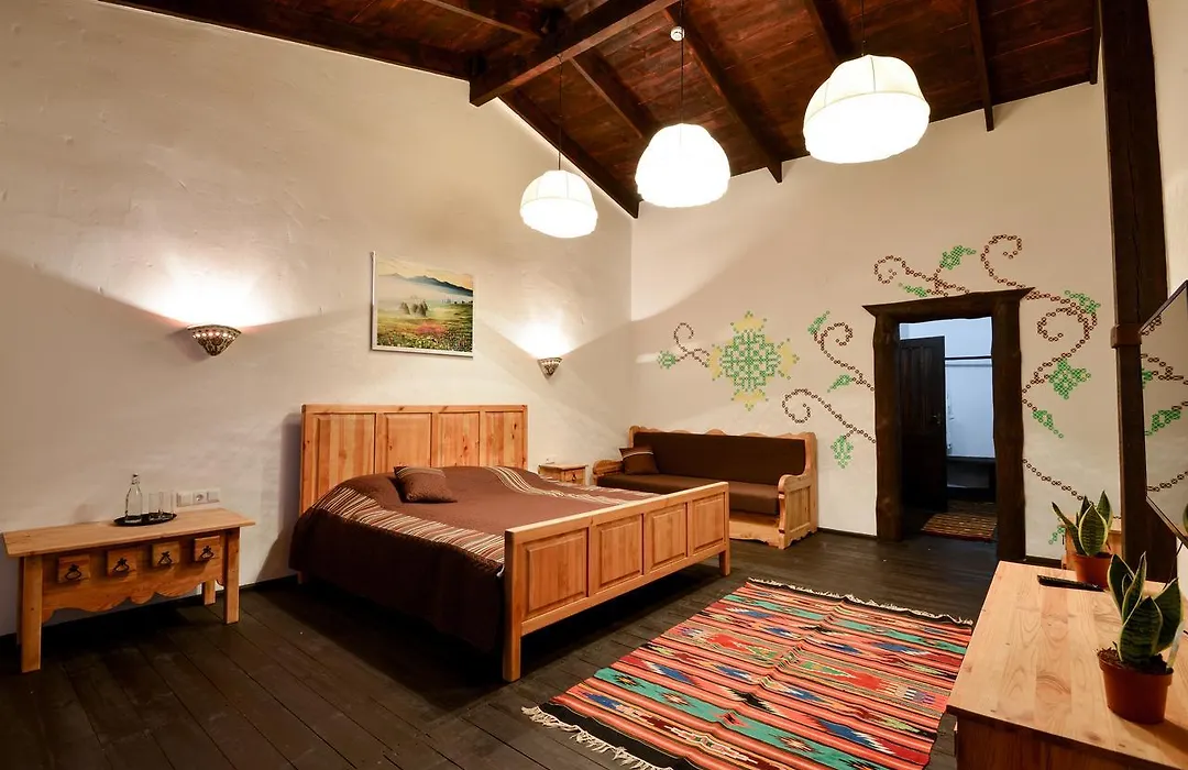 Hotel Skrinya-1