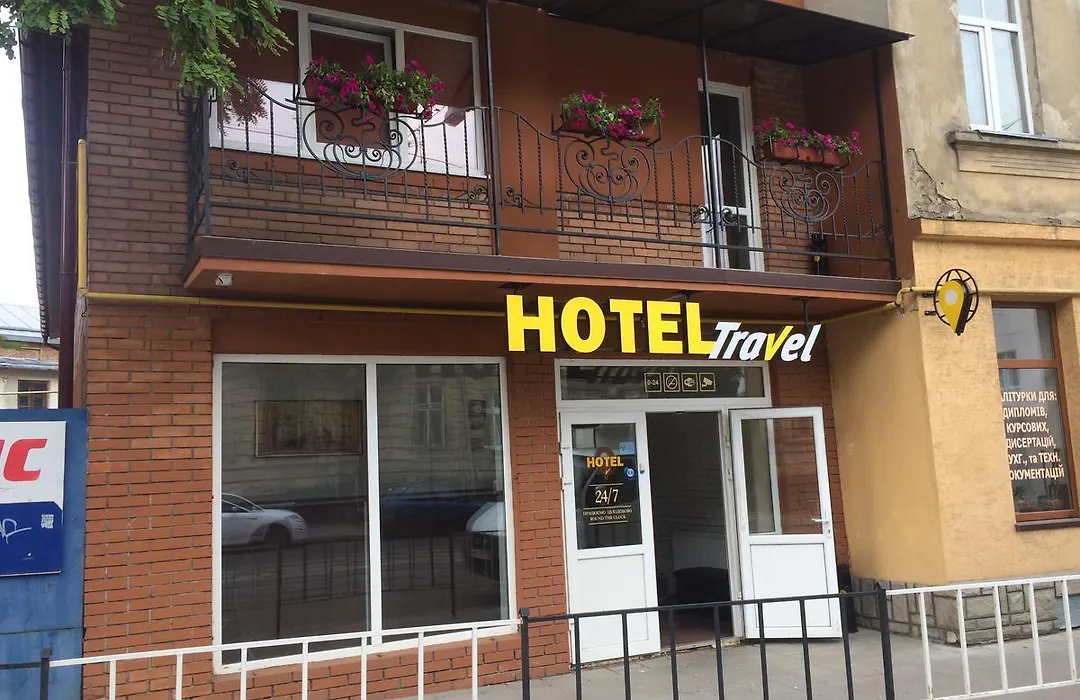 Hotel Travel-1