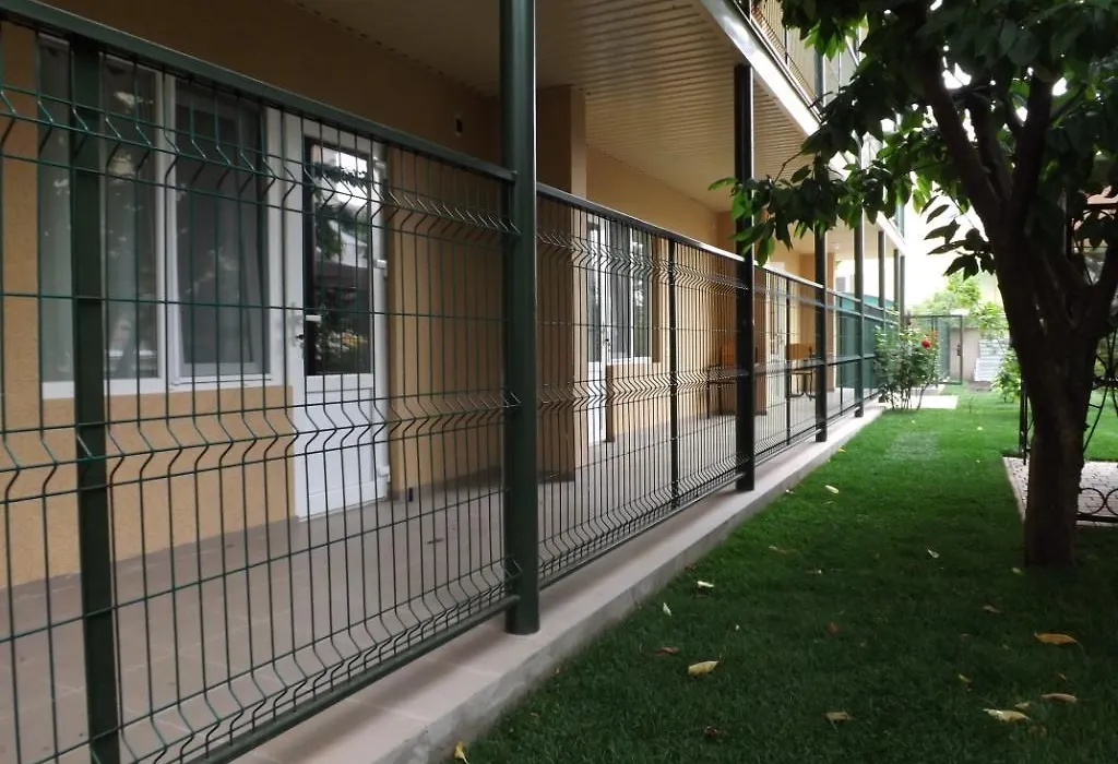 Mini-Hotel Luch-1