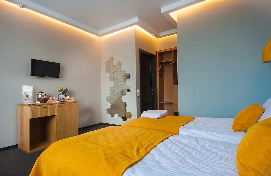 Beehive Hotel-1