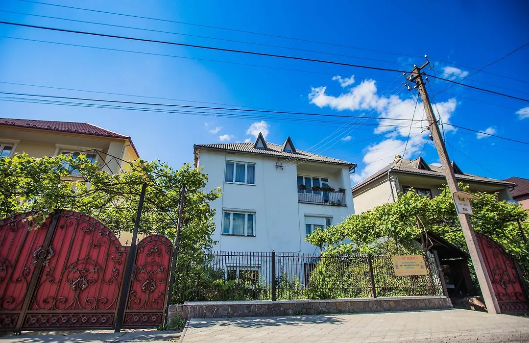 Guest House In Drachino-1