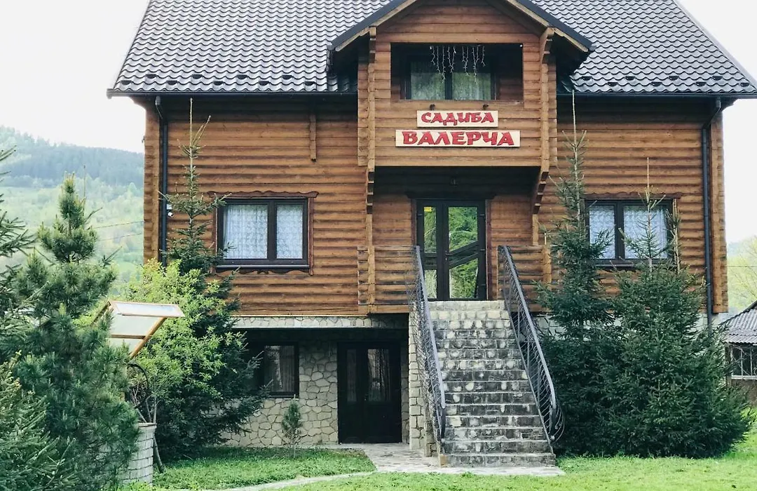 Sadyba Valercha-1