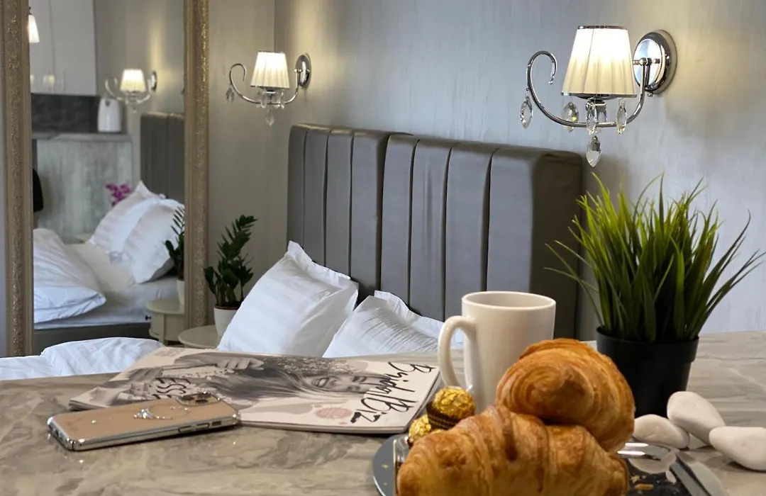 Apartreserve Central Aparthotel-1