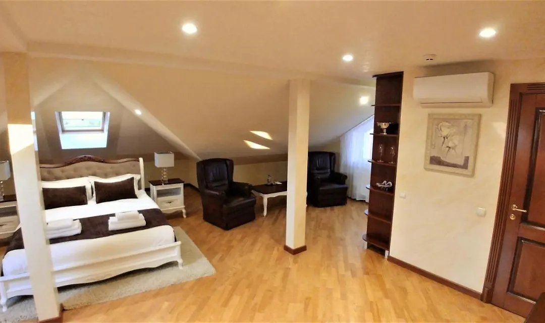 Hotel Meridian-1