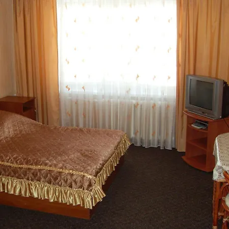Hotel "Nizhyn"-2