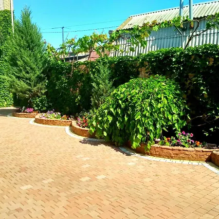 Guest House Alina-2