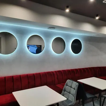 Red Cube Hotel-2