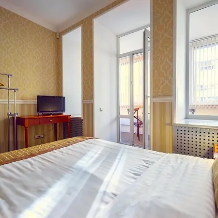 Consul Hotel Консул-2