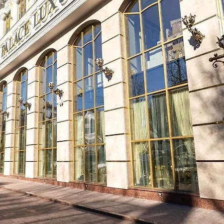 Royal Palace Luxury Hotel And Spa-3