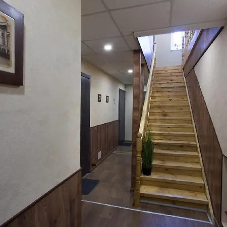 Apartment In The City Center - Gimnasiyna Naberezhna 24A-1-3