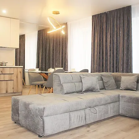 Prestige Apartments Berezinka-2