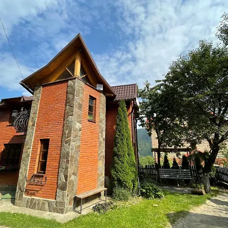 Girske Povitria Cottage-3