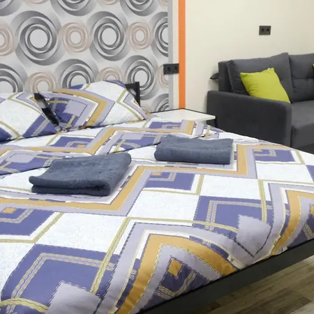 Uneed Rooms M1-2