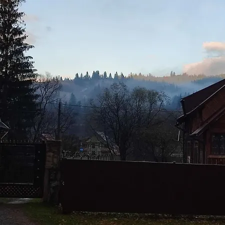 Садиба Гуцульський Двір-2