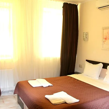 Breeze Hotel-3