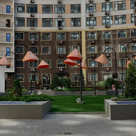 Sunday Hotel-2