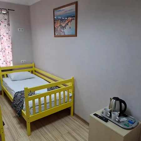 Guest house Golden Gate 911-2