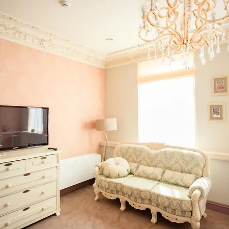 Hotel 19-2
