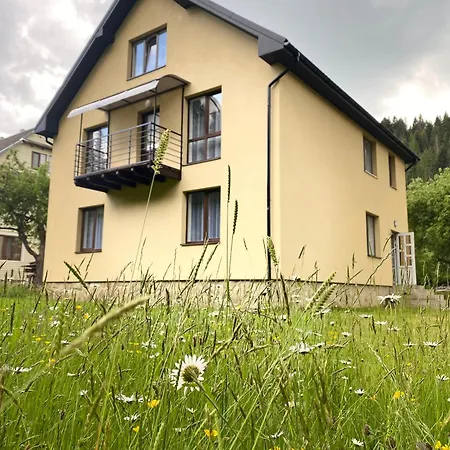 Weekend House-3