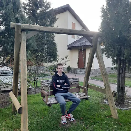 Slavyanskiy Club-2