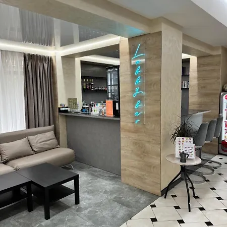 Hotel Druzhba-3