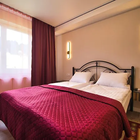Nicole Hotel-2