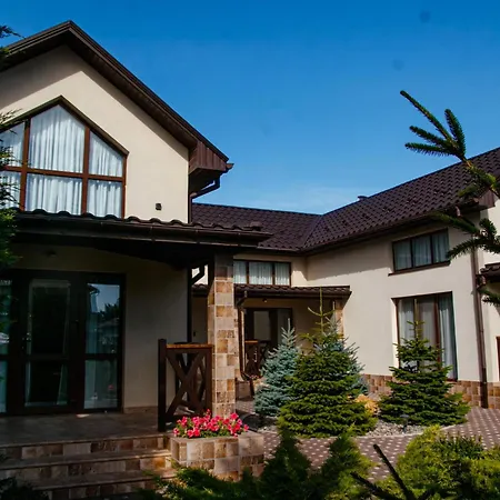 Oasis Family Apartments-3