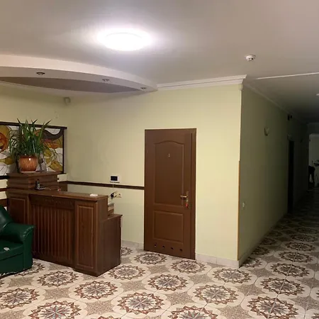 Готель Український Дворик-2