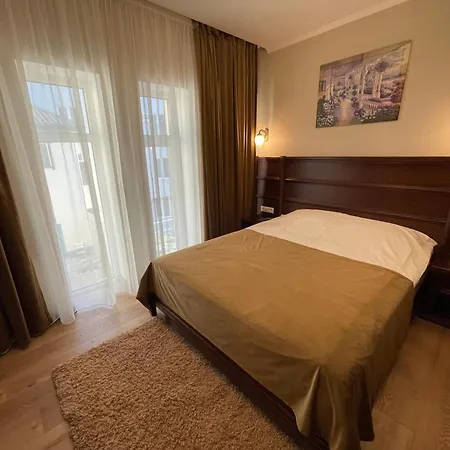Green Duck Hotel-2