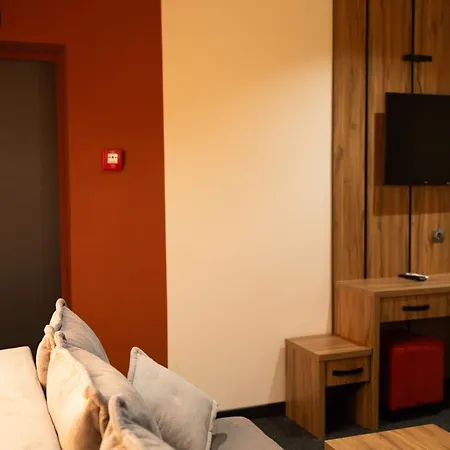 House Inn-3
