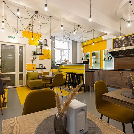 Stories Hub-2