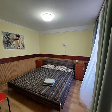 Hotel Desna Kut-3