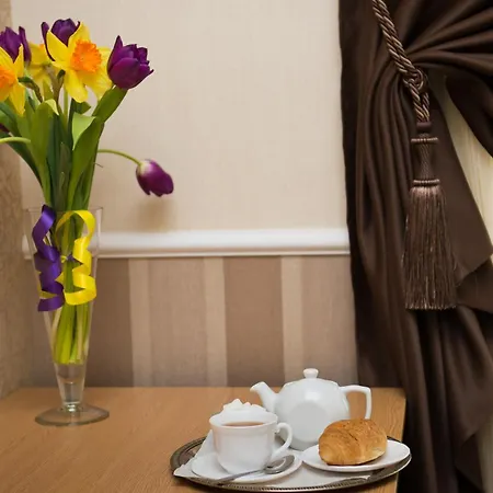 Dvoryanskiy Hotel-2