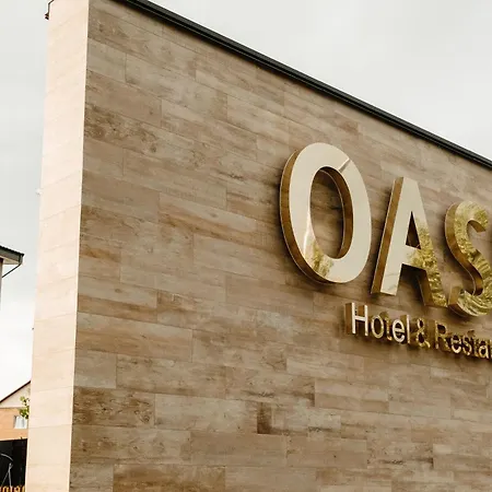 Hotel Oasis-3
