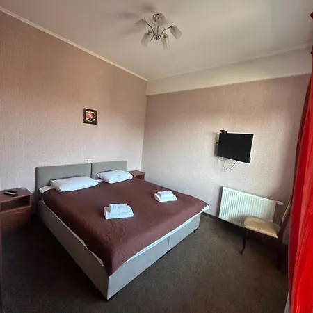 Golden Lion Hotel-3