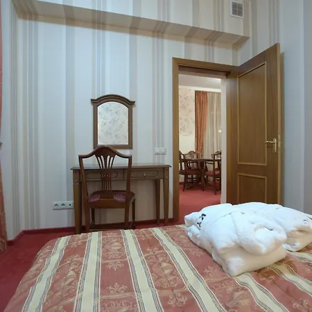 Hotel Kyiv-2