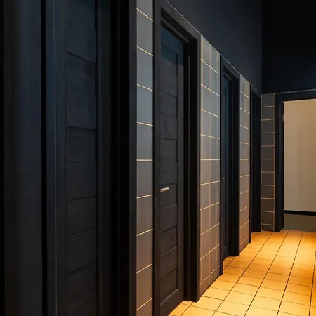 Globe Runner Rooms & Dorms-2