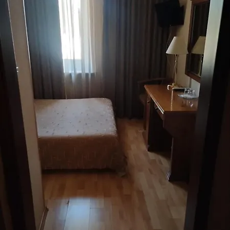 Domus Hotel-1-3