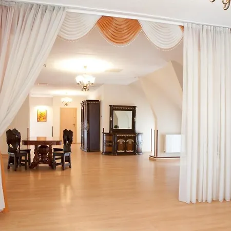 Hotel Complex Verhovina-3