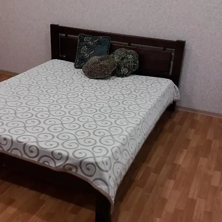 Apartment On Mira Avenue-3