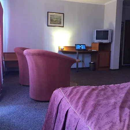 Hostynnist Hotel-3