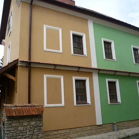 Home Hotel-3