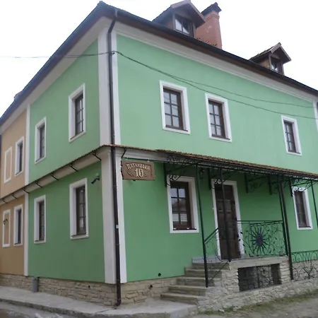 Home Hotel-2