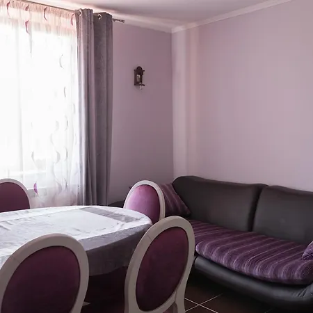 Semeyny Guest House-2